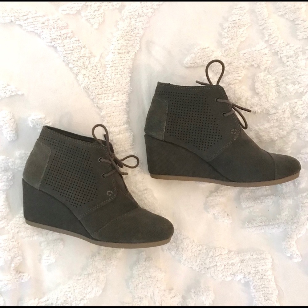 TOMS green suede wedge booties